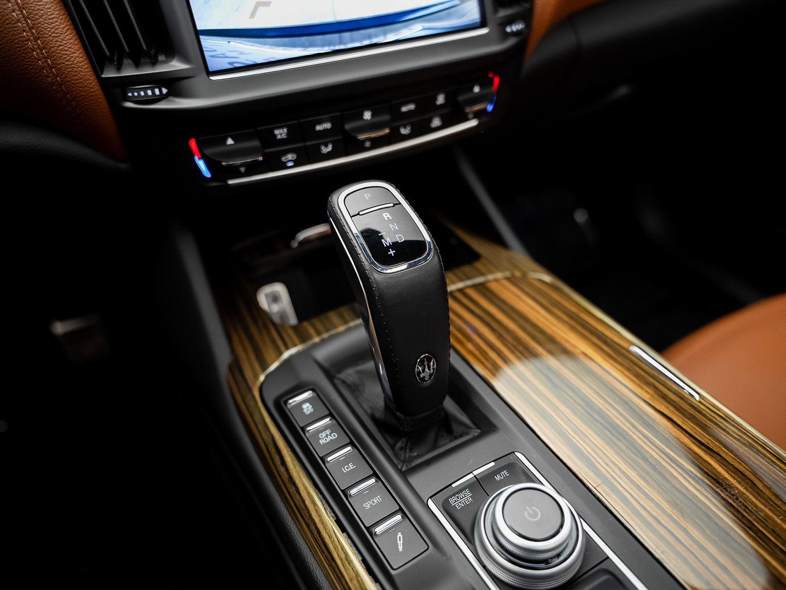 Used 2022 Maserati Levante GT AWD/4WD image 52