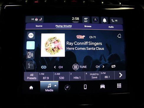 New 2025 Jeep Grand Cherokee Altitude image 15