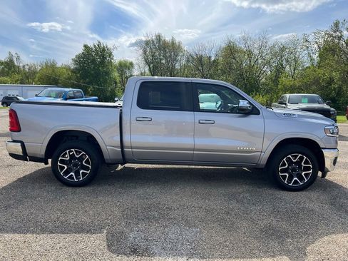 Used 2025 RAM 1500 Laramie AWD/4WD image 4