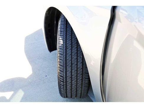 Used 2025 Toyota Camry LE image 28