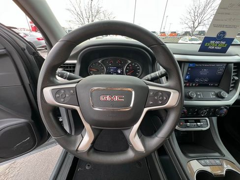 Used 2023 GMC Acadia SLE w/ Driver Convenience Package image 41