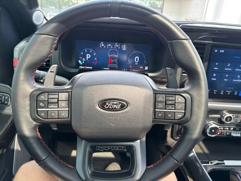 Used 2025 Ford F150 Raptor AWD/4WD image 19