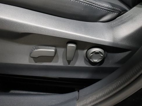 Used 2025 Subaru Outback Limited image 10