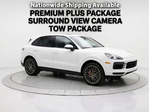 Used 2022 Porsche Cayenne AWD/4WD image 1