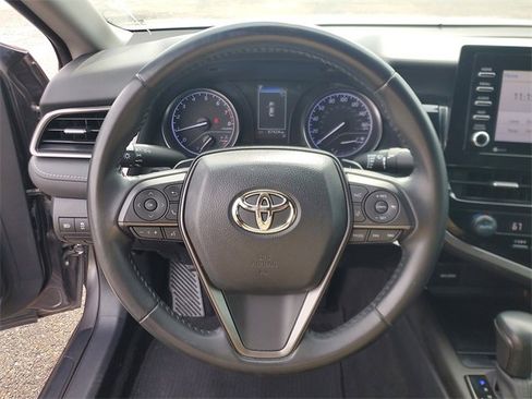 Used 2021 Toyota Camry SE w/ Carpet Mat Package (TMS) image 17