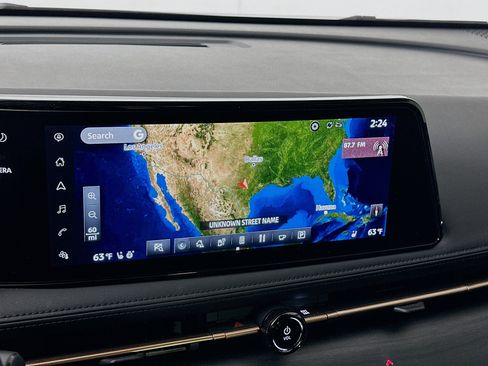 Used 2023 Nissan Ariya EVOLVE+ image 21