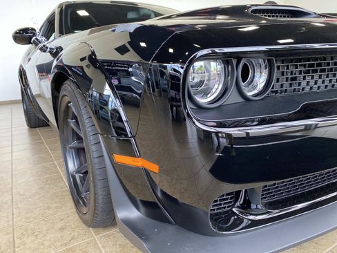 Used 2023 Dodge Challenger SRT Hellcat RWD image 9