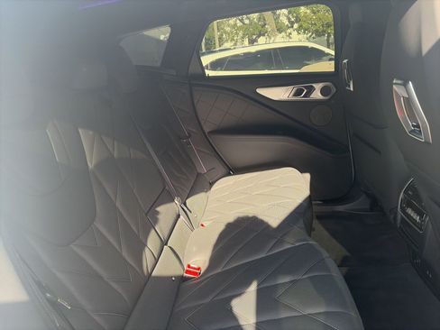 Used 2023 BMW XM AWD/4WD image 14
