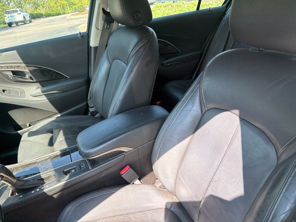 Used 2015 Buick LaCrosse Leather FWD image 9