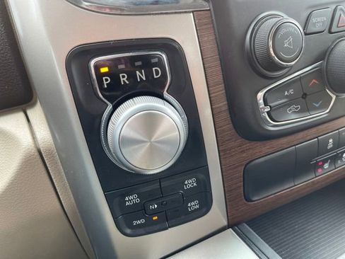 Used 2015 RAM 1500 Laramie w/ Convenience Group image 24