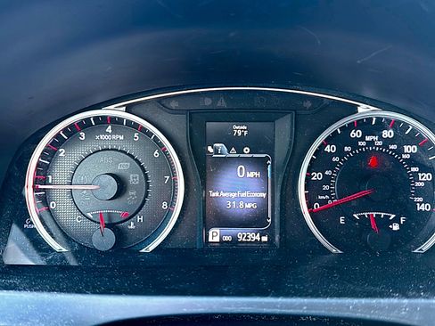 Used 2016 Toyota Camry SE FWD image 10