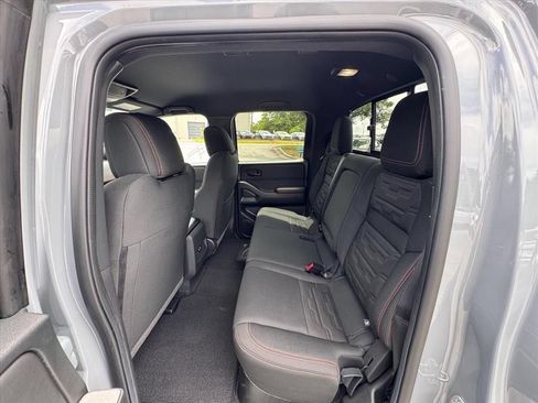 Certified 2026 Nissan Frontier PRO-4X w/ Tow Package AWD/4WD image 11