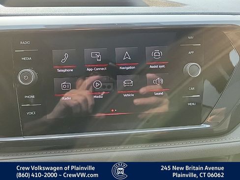 Certified 2023 Volkswagen Taos SEL AWD/4WD image 7