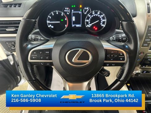 Used 2021 Lexus GX 460 Premium w/ Premium Package AWD/4WD image 12