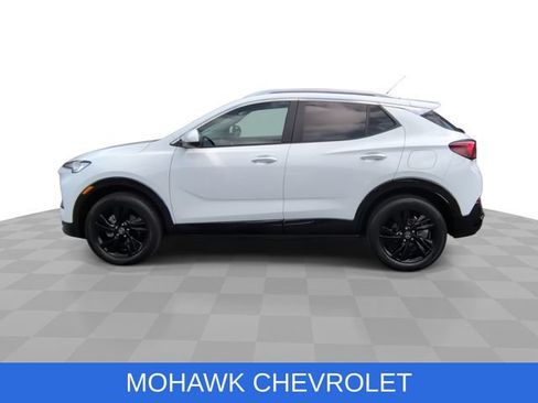 Certified 2024 Buick Encore GX Sport Touring AWD/4WD image 5