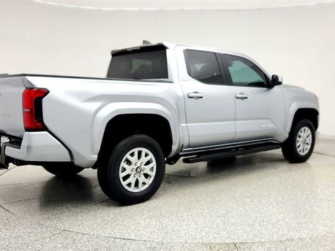 Used 2024 Toyota Tacoma SR5 image 5