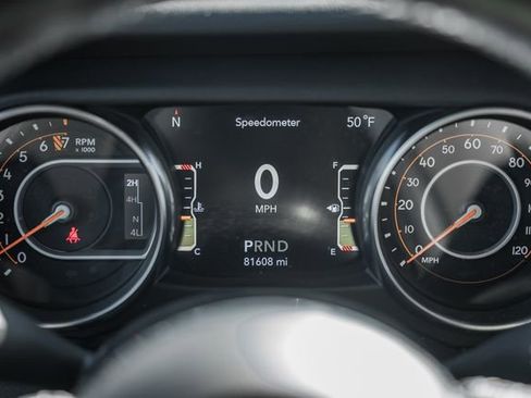 Used 2021 Jeep Wrangler Unlimited Sahara image 50