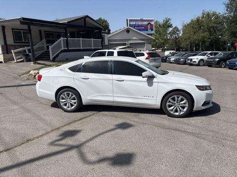 Used 2018 Chevrolet Impala LT FWD image 4
