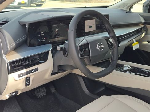 New 2026 Nissan Murano SL image 11