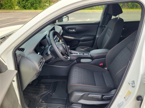 New 2026 Honda HR-V Sport image 11