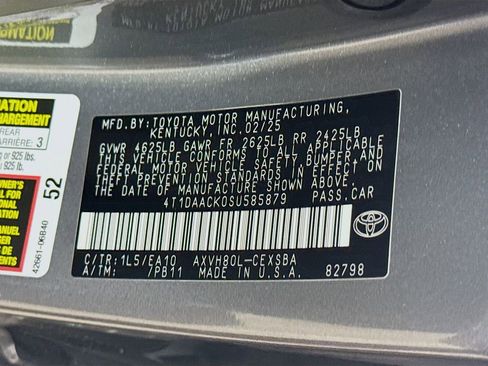 Used 2025 Toyota Camry SE image 30