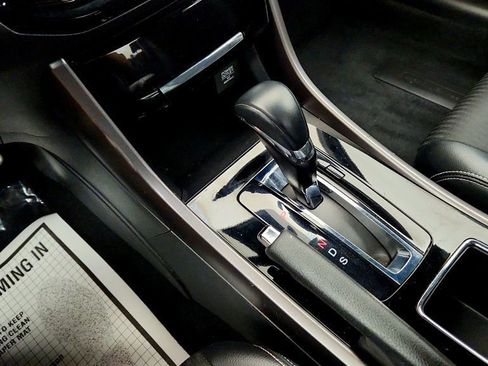Used 2016 Honda Accord Sport image 16