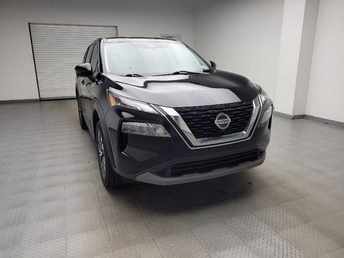 Used 2021 Nissan Rogue SV AWD/4WD image 14