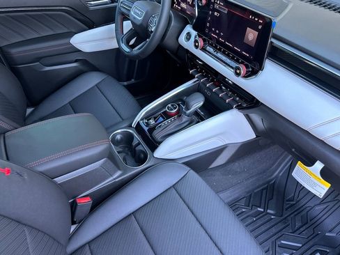 New 2026 GMC Canyon AT4X w/ AT4X AEV Edition AWD/4WD image 13