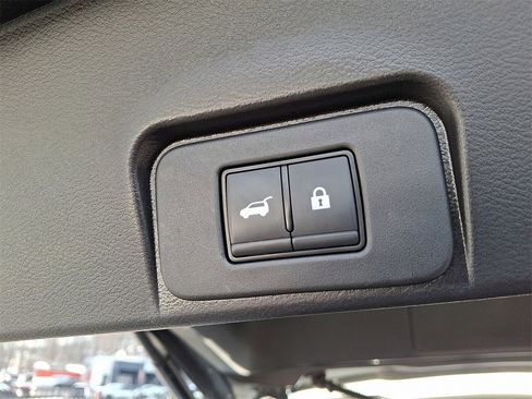 Certified 2023 Nissan Rogue SL w/ SL Premium Package image 31