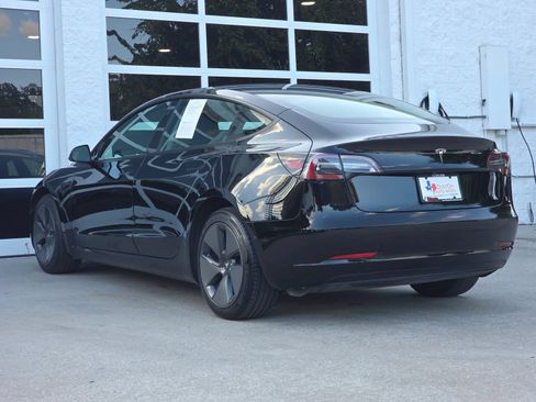 Used 2021 Tesla Model 3 Standard Range Plus RWD image 7
