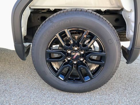 New 2026 GMC Sierra 1500 Elevation AWD/4WD image 33
