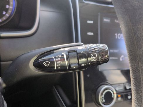 Used 2022 Hyundai Tucson SE image 22