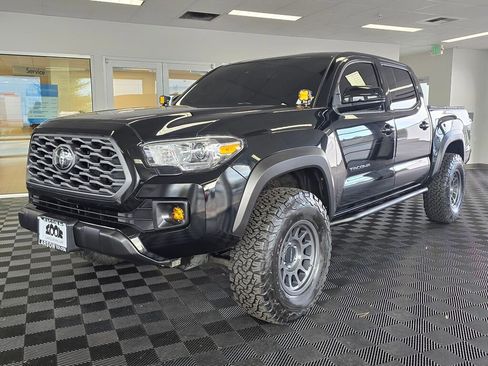 Used 2019 Toyota Tacoma TRD Off-Road image 7