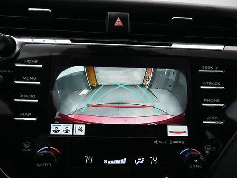 Used 2020 Toyota Camry SE w/ Sunroof Package FWD image 20
