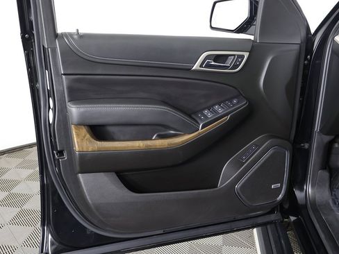 Used 2019 GMC Yukon Denali w/ Denali Ultimate Package image 29