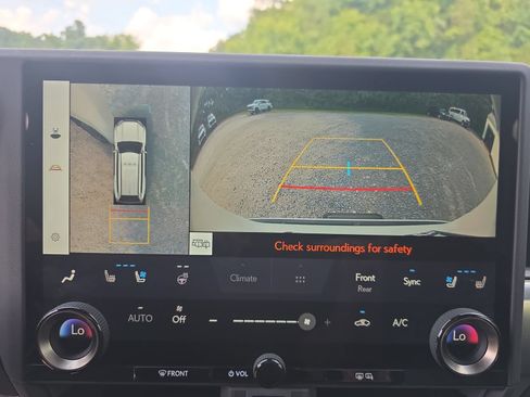 Used 2026 Lexus GX 550 w/ Accessory Package (2T) AWD/4WD image 20