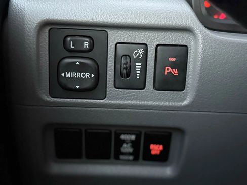 Used 2010 Toyota 4Runner SR5 image 34