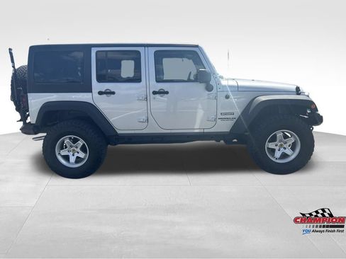 Used 2011 Jeep Wrangler Unlimited Sport AWD/4WD image 11