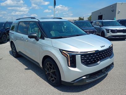 New 2026 Kia Carnival SX w/ SX Dark Edition Package