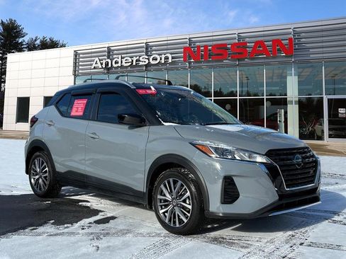 Certified 2021 Nissan Kicks SV w/ Exterior Package image 1