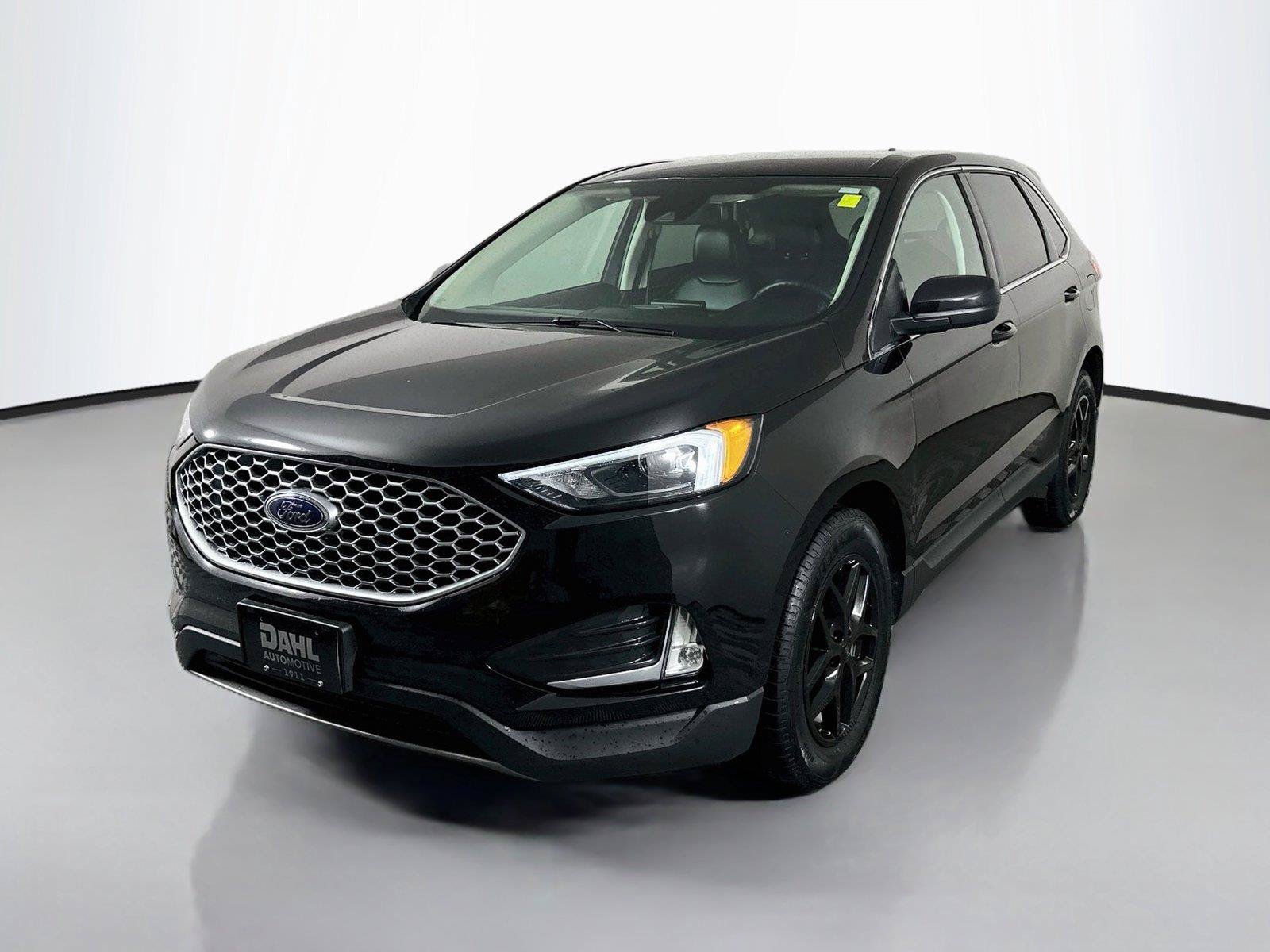 Used 2024 Ford Edge SEL w/ Convenience Package AWD/4WD image 4