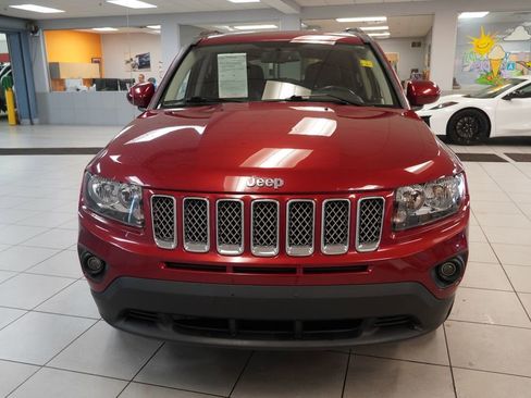 Used 2015 Jeep Compass Latitude image 14