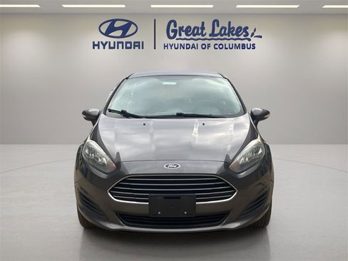 Used 2016 Ford Fiesta SE image 8