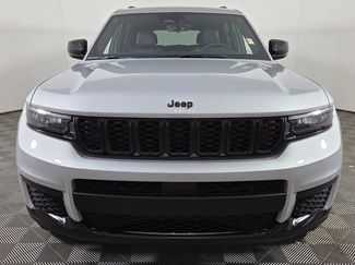 New 2025 Jeep Grand Cherokee L Altitude video 2