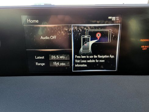 Used 2019 Lexus UX 200 F Sport image 36