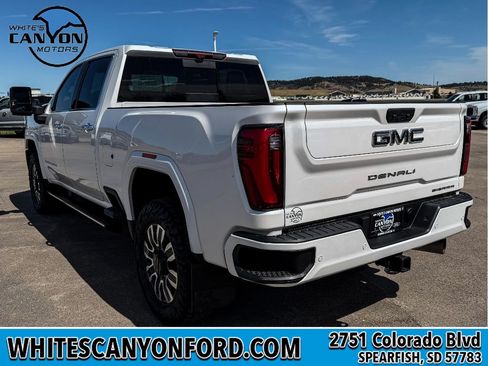 Used 2024 GMC Sierra 3500 Denali Ultimate AWD/4WD image 3