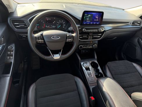 Used 2022 Ford Escape SEL w/ SEL Stealth AWD Package image 15