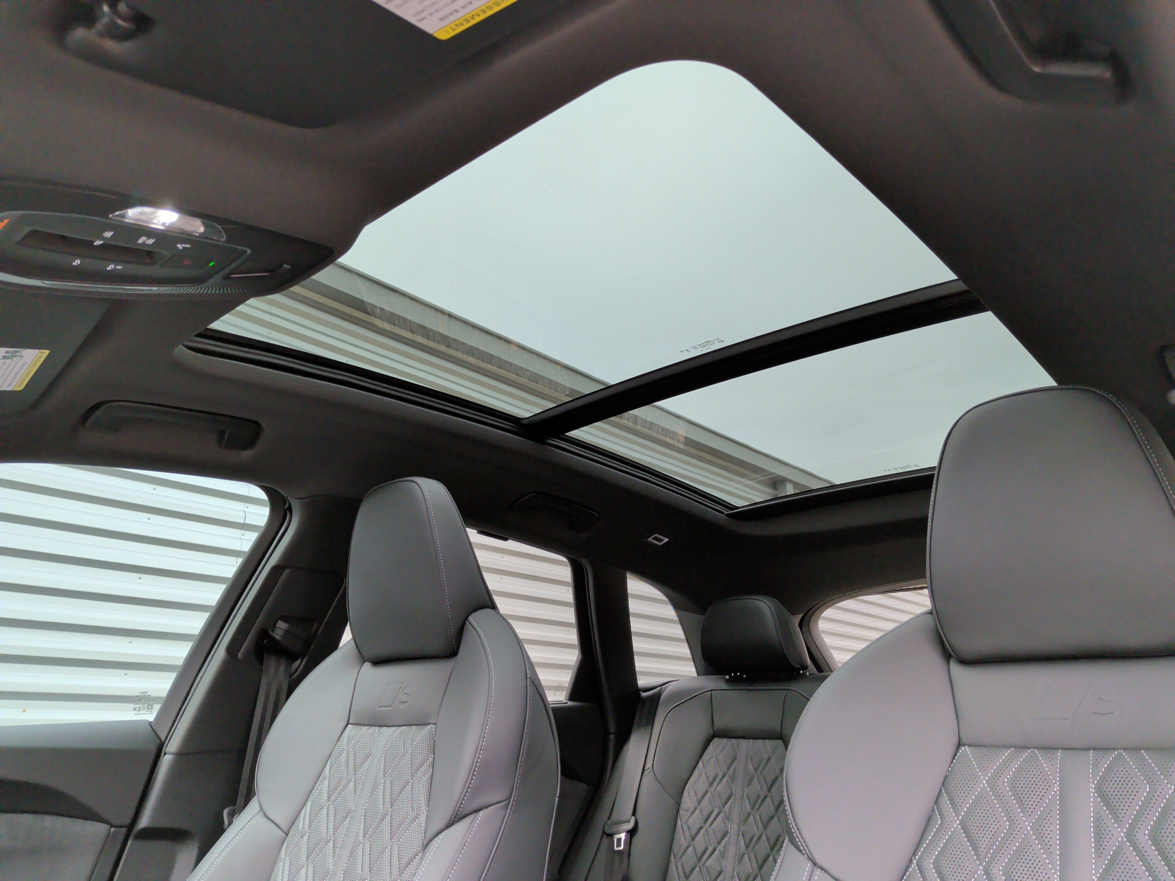 Used 2025 Audi SQ5 Premium Plus w/ Premium Plus Package AWD/4WD image 30