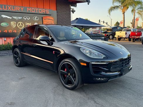 Used 2017 Porsche Macan GTS AWD/4WD image 16