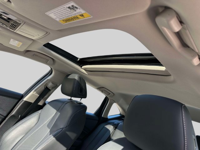Used 2023 Acura TLX w/ Technology Package FWD image 17
